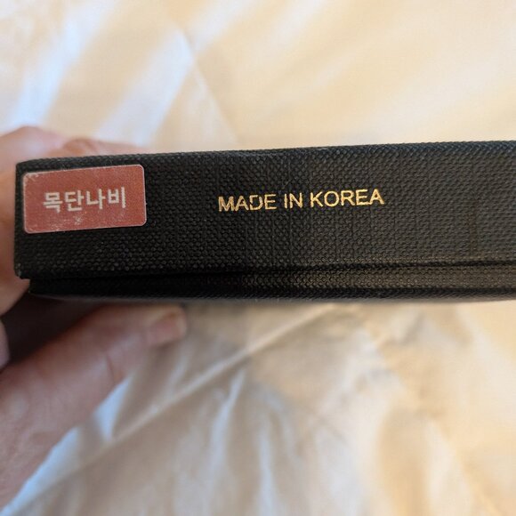 NIB Floral metal compact mirror from Korea - Picture 2 of 6